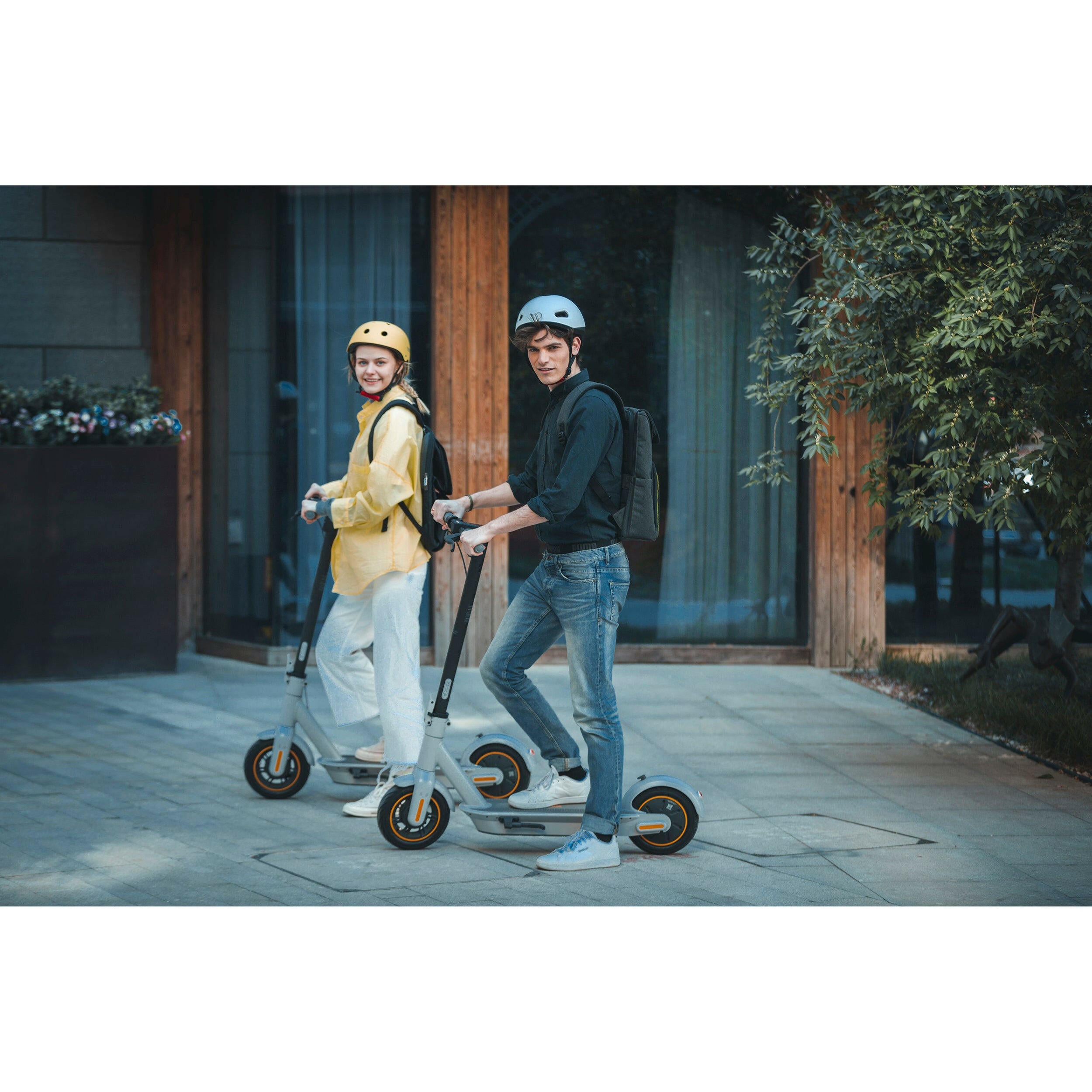 Segway Ninebot KickScooter Max G30LP LED Dashboard App Bluetooth - Kids Eye Candy