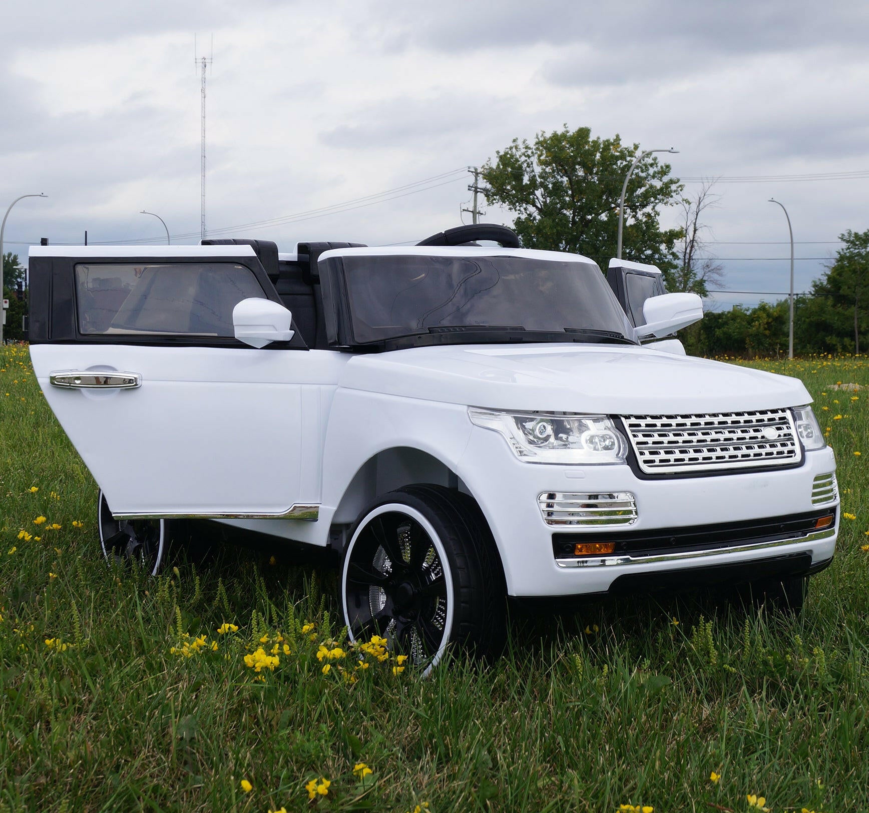 Range Rover SUV Kids 12V Ride-On Car Two-Seater w/ Parental Remote, MP3, LED Lights - Kids Eye Candy