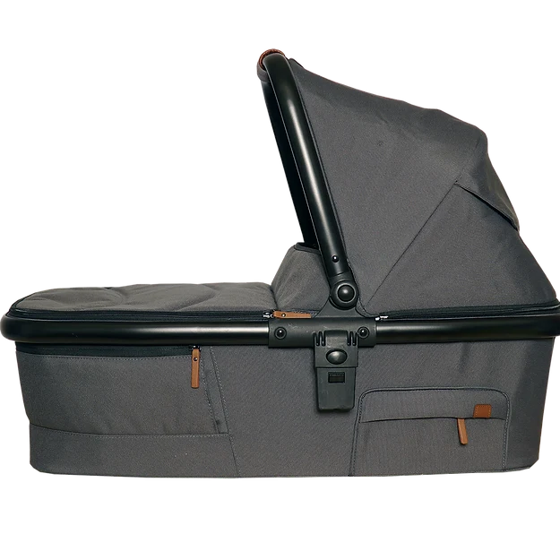 Maverick Stand-Alone Bassinet