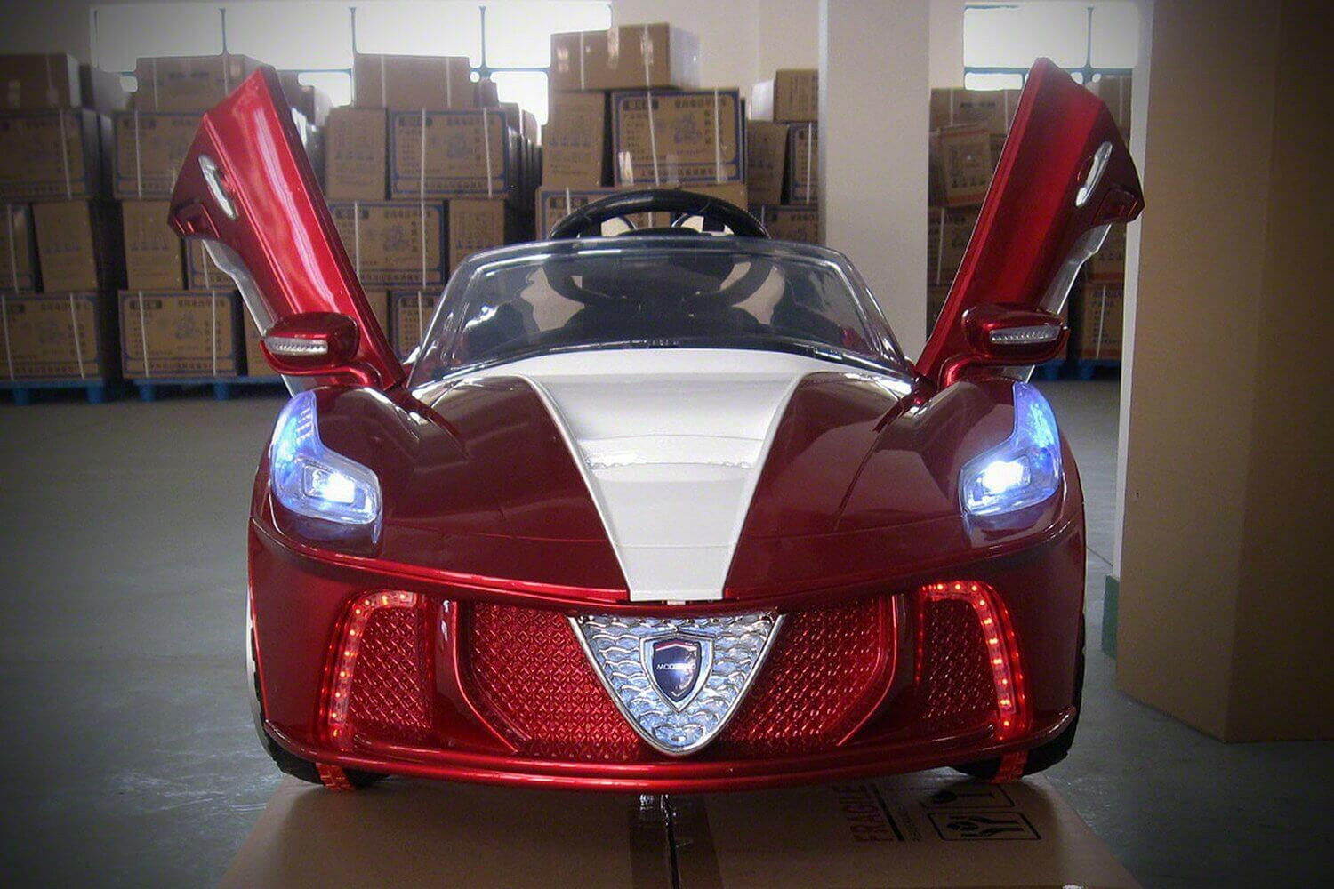 Spider GT 12V Ride-On Car w/ Parental Remote, MP3, Butterfly Doors, LED Lights - Kids Eye Candy 