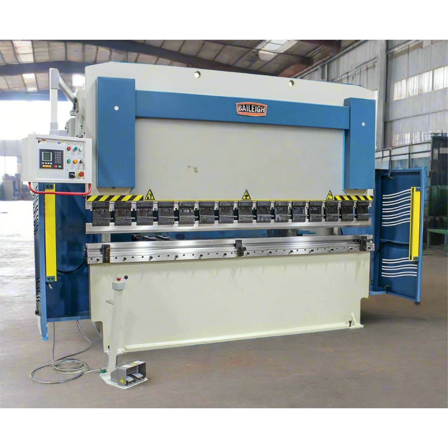 baileigh-industrial-BP-22413CNC-220V-3Phase-224Ton157-2Axis-programmable-hydraulic-press-brake-BA9-1000791_2024-07-22T05_14_16.144Z.png Hydraulic Press Brake | 224 Ton | Baileigh Industrial BA9-1000791 - Image 1