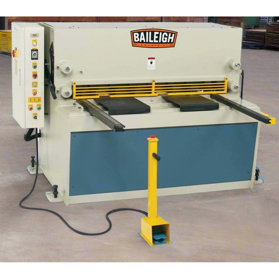 baileigh-industrial-SH-5203-HD-220V-3Phase-heavy-duty-hydraulic-shear-52-length-3-1-4_2024-07-16T09_30_35.083Z.png Hydraulic Shear | Heavy Duty | Baileigh Industrial BA9-1007087 - Image 1