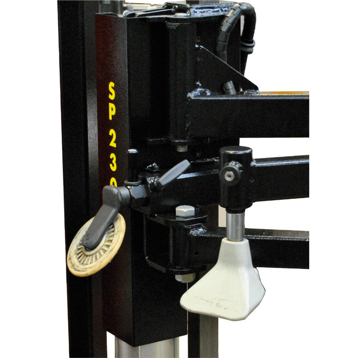corghi-SP2300-plus-assist-arm-for-rim-clamp-tire-changers-A2024-A2030-COR8-11120042.png Corghi SP2300 PLUS Assist Arm for Rim Clamp Tire Changers – Compatible with A2024 & A2030 COR8-11120042 - Image 1