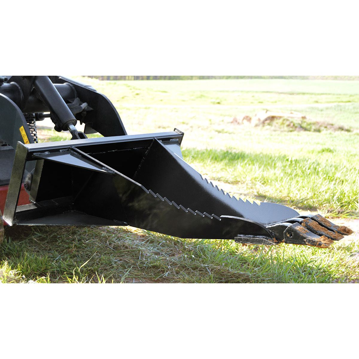 loflin-fabrication-mini-stump-bucket-0162006000-0.jpg Mini Stump Bucket | Loflin Fabrication - Image 1