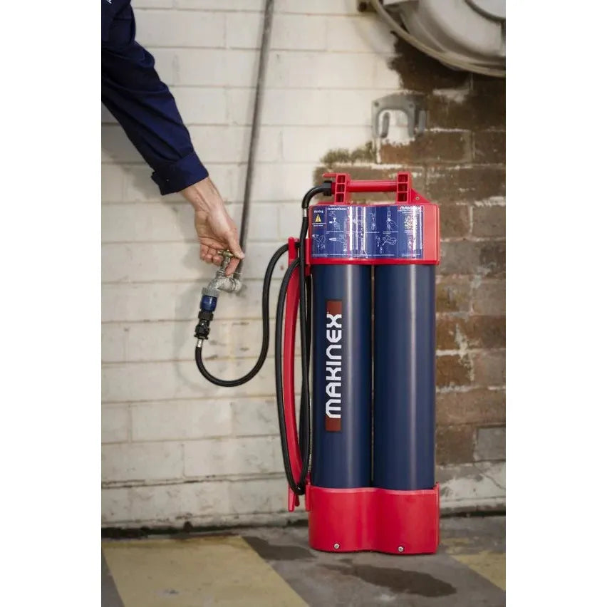 makinex-hose-to-go-water-pump-H2G-14-3.jpg Hose to Go Water Pump | Makinex H2G-14 - Image 1