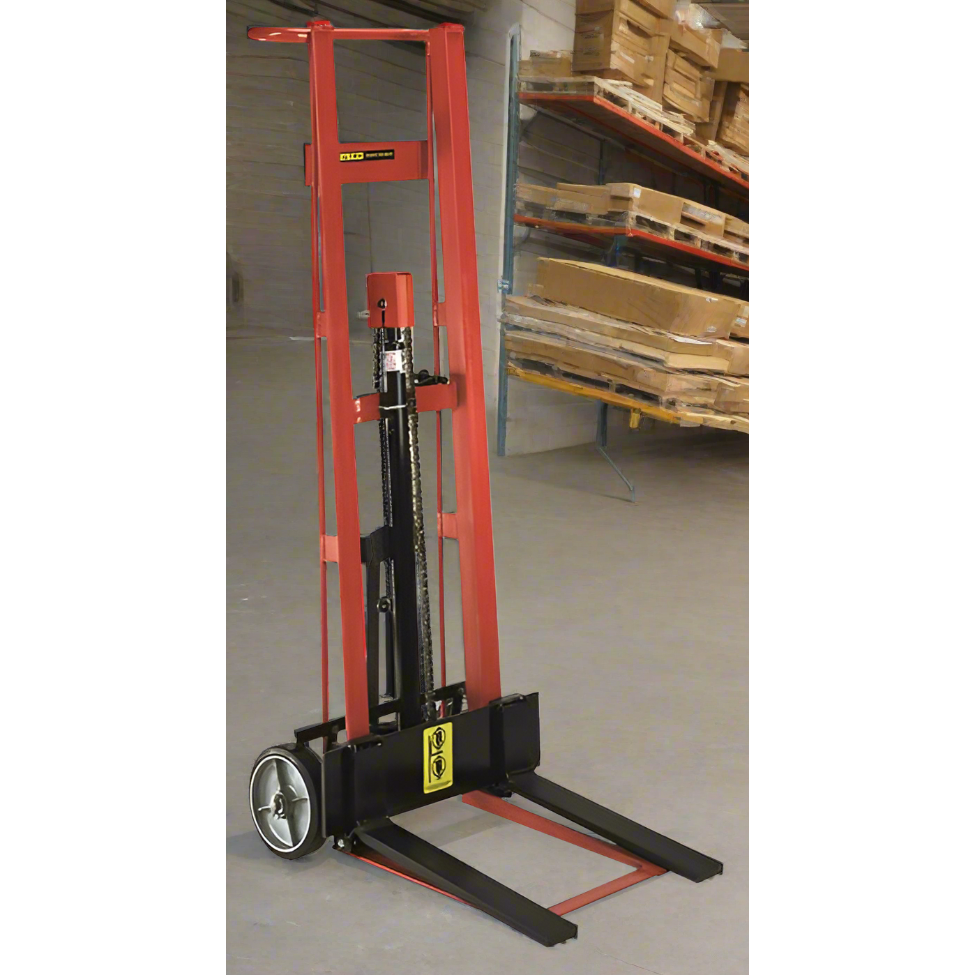 wesco-industrial-products-two-wheeled-hydraulic-model-260006.png Wesco PL‑40‑F Two‑Wheel Hydraulic Pedalift – 750 lb, 3″×18″ Forks, 40″ Lift (Part 260006) - Image 1